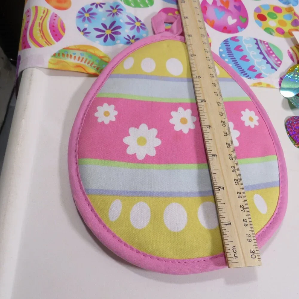 Colorful Easter Egg Table Runner, Sm Tablecloth, Hot Pad & Wire Garland